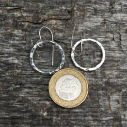 Chilli Designs circle hammered drop earrings medium