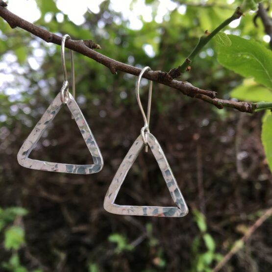 Chilli Designs long tear drop hammered earrings