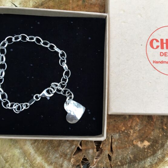 heart bracelet Chilli Designs