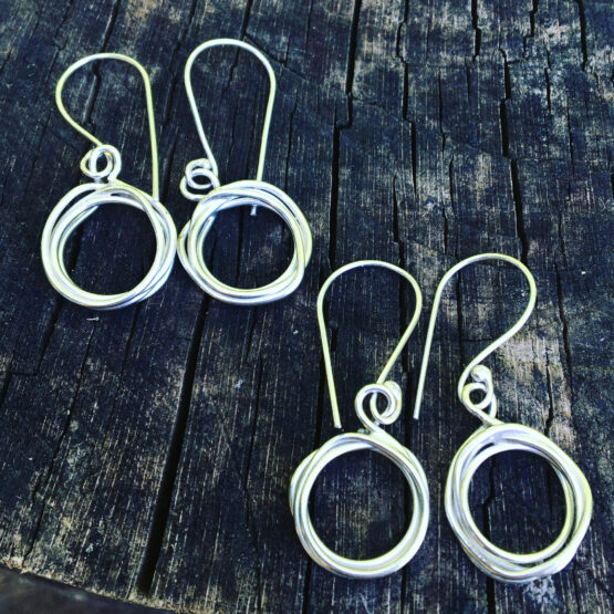 Chilli Designs fine silver circle wire drop earrings
