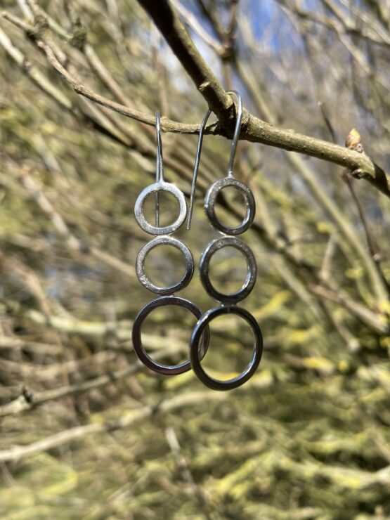 Chilli Designs bubbles drop earrings
