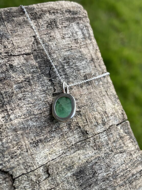 Chilli Designs emerald pendant