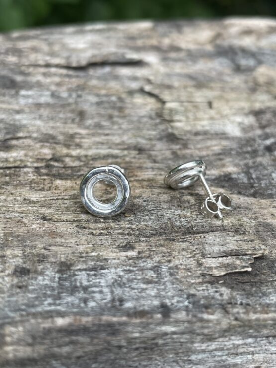Chilli Designs hammered double ring studs