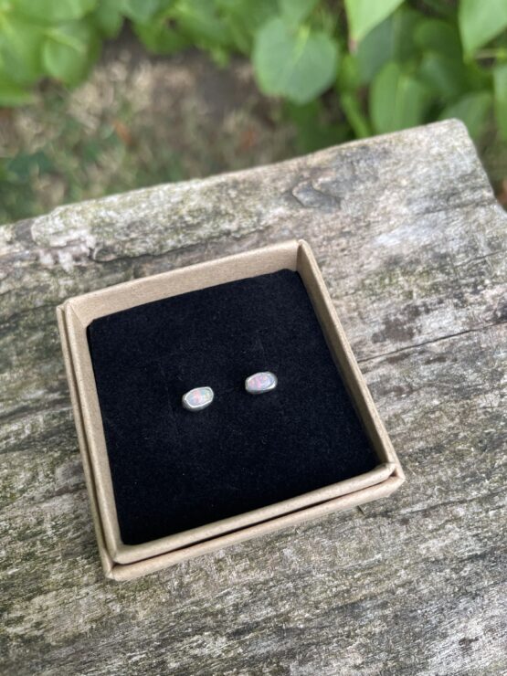 Chilli Designs opal studs pair 5 in box