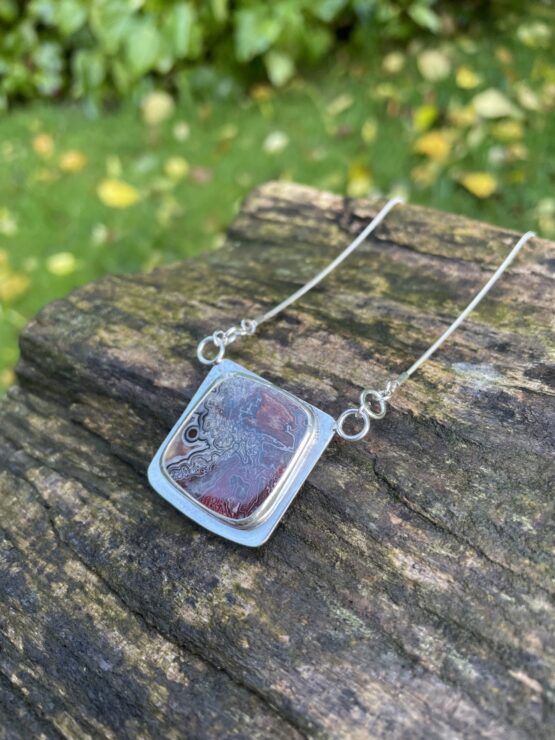 Chilli Designs crazy lace agate necklace