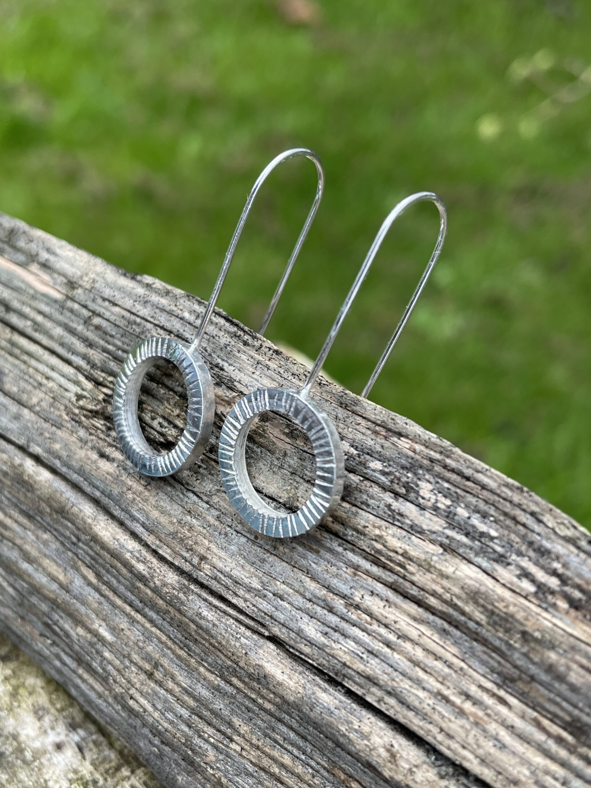 Chilli Designs circle drop earrings